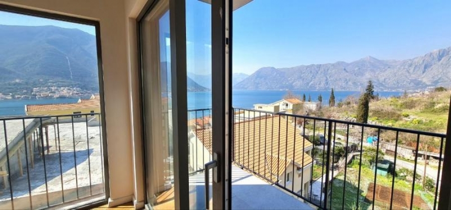 Trosoban stna sa fantasticnim pogledom u Dobroti